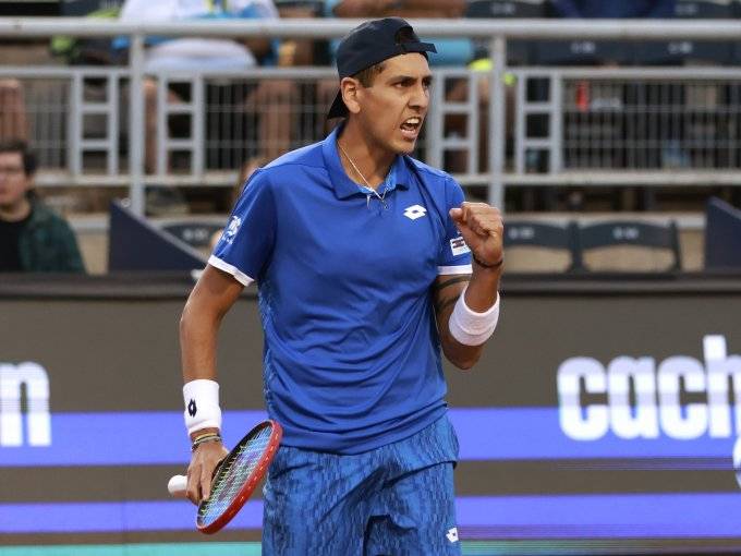 Alejandro Tabilo avanzó a las semifinales del Challenger de Guangzhou tras derrotar al estadounidense Nishesh Basavareddy