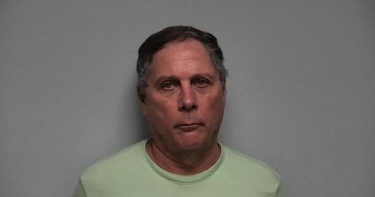 Man faces multiple charges after police respond to bar disturbance