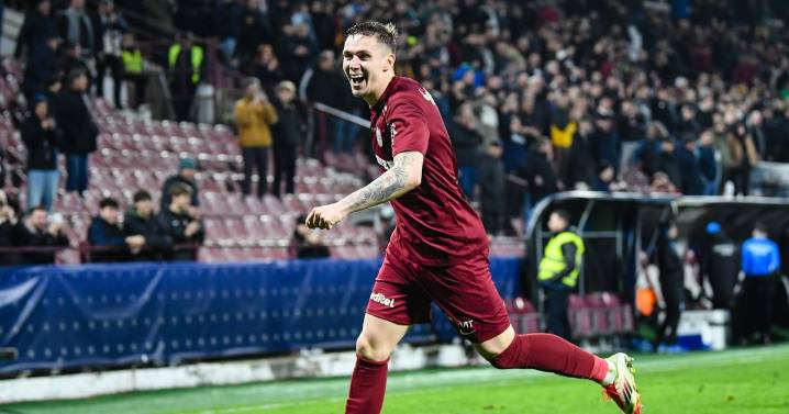 How Celtic target Louis Munteanu reacted to transfer collapse
as Adam Idah fee sparks counter argument