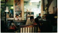 La polémica medida de un bar respecto a los hijos: “Es fundamental tener padres y niños educados”