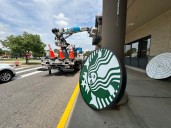 Starbucks To Close Hundreds Of Stores,  Lay Off 900 Workers As Part Of Turnaround Plan