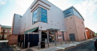 Woman suffers injuries to her face in nightclub attack