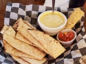 Perrysburg’s 5th Street Pub is much more than Neopolitan pizza