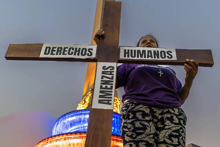 12 meses de horrores chavistas: violaciones, descargas eléctricas, asfixia, extracción de uñas y palizas con bates de béisbol