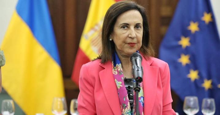 Un avión con la ministra Robles a bordo sufre una interferencia en el GPS mientras sobrevolaba las proximidades de Kaliningrado