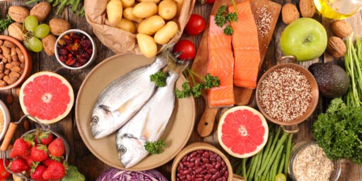 La dieta mediterránea reduce el riesgo cardiovascular incluso con consumo de carne magra, plantea un estudio