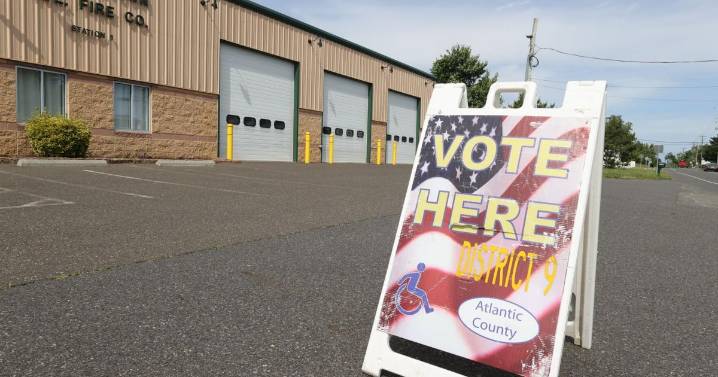 Who is running for local office in Atlantic County's general election