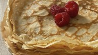 Con solo 2 bananas preparás en casa una masa de panqueques sin TACC, rápida, fácil y apta para celíacos