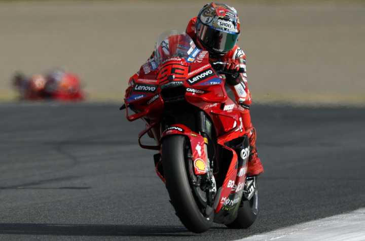 Marc Márquez roza el título tras ser segundo en el sprint