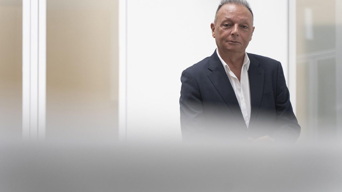 Salvador Navarro deixarà la vicepresidència de la CEOE