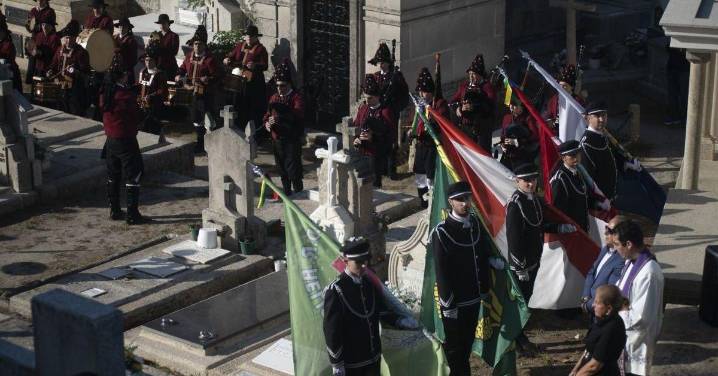 Allariz homenajea a María del Carmen Rodríguez