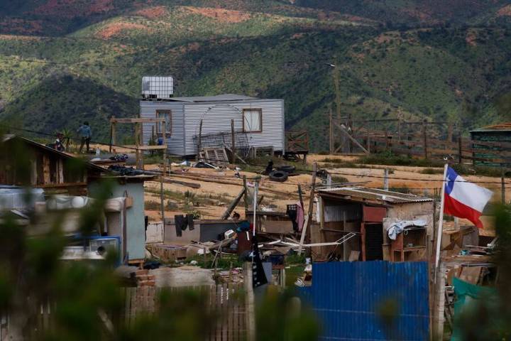 Demolición en toma Calicheros de Quilpué: 30 familias abandonaron voluntariamente el terreno
