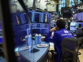 Acciones argentinas en Wall Street rebotan hasta 4% tras el derrumbe post electoral