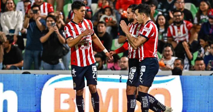 Transfermarkt y la IA predicen que jugador de Chivas ganaría la bota de oro
