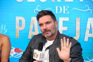Julián Gil acusa a la mamá de Marjorie de Sousa de tener problemas con la bebida