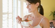 Oncology expert's one simple breakfast food 'every day' could help prevent bowel cancer, expert says