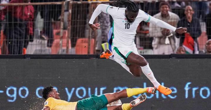 Egypt made to wait for World Cup spot after draw with Burkina Faso