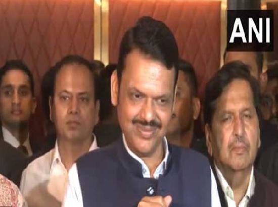 "Can stay in Nepal": Fadnavis attacks Rahul Gandhi for appeal to Gen Z to stop "vote theft"