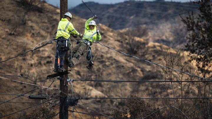 LA County releases after-action review of alert notification systems for Eaton, Palisades fires