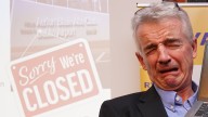 Ryanair cancela este inverno todos os voos con Vigo e pecha a base de Santiago