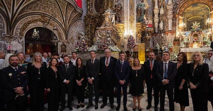 Así ha sido la visita del Ayuntamiento de Granada a la Virgen de las Angustias 2025