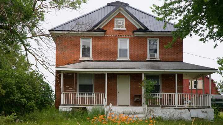 How To Refresh Outdated Exterior Brick Without Painting
