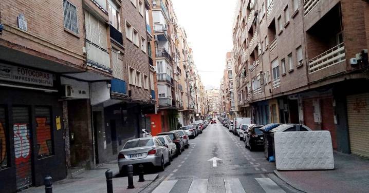 IU recuerda al Ayuntamiento de Granada que el déficit de arbolado en la ciudad asciende a 30.000 ejemplares