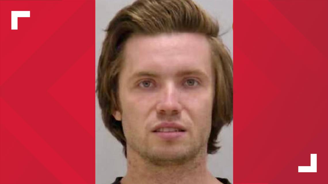 Georgia manhunt for officer shooting suspect sends alerts to Triad phones