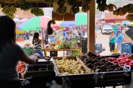 Hablan los comerciantes: Menor consumo y dólares circulando golpean las ventas