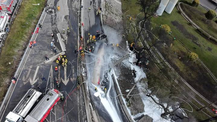 Así fue la explosión de una pipa de gas bajo el puente de La Concordia, Iztapalapa