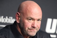 Dana White Blasted for “Embarrassing” Setup at Canelo vs. Crawford as Commentary Tables Moved to Sell More Ringside Seat Dana White gets slammed by the media and fans for discomforting viewing in Tere
