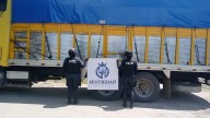 Aseguran en Juventino Rosas camión robado con carga agrícola valuada en 750 mil pesos
