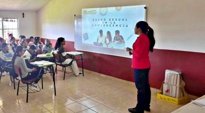 Instancia de la Mujer de Singuilucan promueve prevención del embarazo adolescente