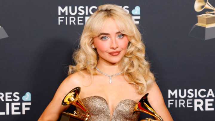 ¿Sabrina Carpenter rindió homenaje a Britney Spears? Así fue su presentación en los MVAs