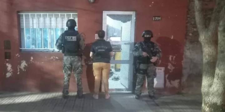 Detuvieron a suboficial de la policía de Santa Fe por narcotráfico en Rosario
