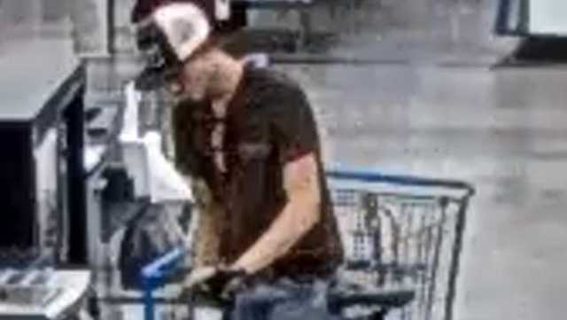 Reports Florida teen taken by group of men unfounded; may have left with tent