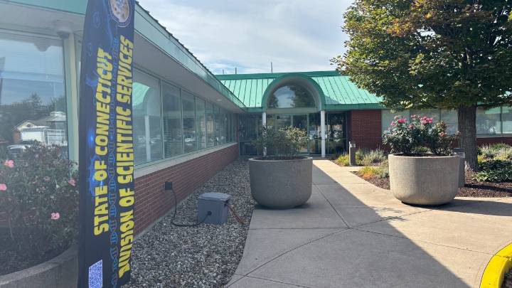 CT forensic lab welcomes hundreds of students during Forensic Science Week