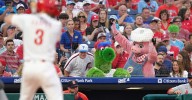 Mets look to gain ground in NL East race against Phillies