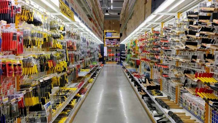 Ferreterías están preparadas para temporada decembrina
