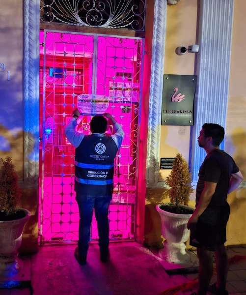Clausuran restaurante en Paseo de Montejo