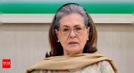 Modi-Bibi ties have led to govt silence on 'genocide': Sonia Gandhi