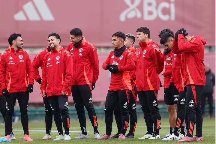 FOTOS. El recambio con todo: la inesperada formación que prepara Chile para enfrentar a Uruguay por las Eliminatorias