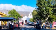 La oposición propone bajar un 50% los impuestos a comercios en temporada baja