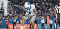 Memphis overcomes Arkansas for 32