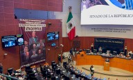 Acusa Alito intolerancia a manta de Cártel de Macuspana en Senado