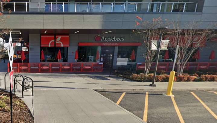 Staten Island man who attacked Applebee’s staff after meltdown in restaurant might avoid prison