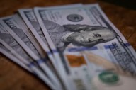 El dólar subió y marca un nuevo récord: porqué roza los $ 1.400