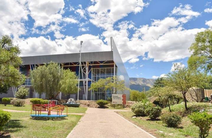 Villa de Merlo celebra el Día del Estudiante con una jornada de competencias en el Parque Recreativo