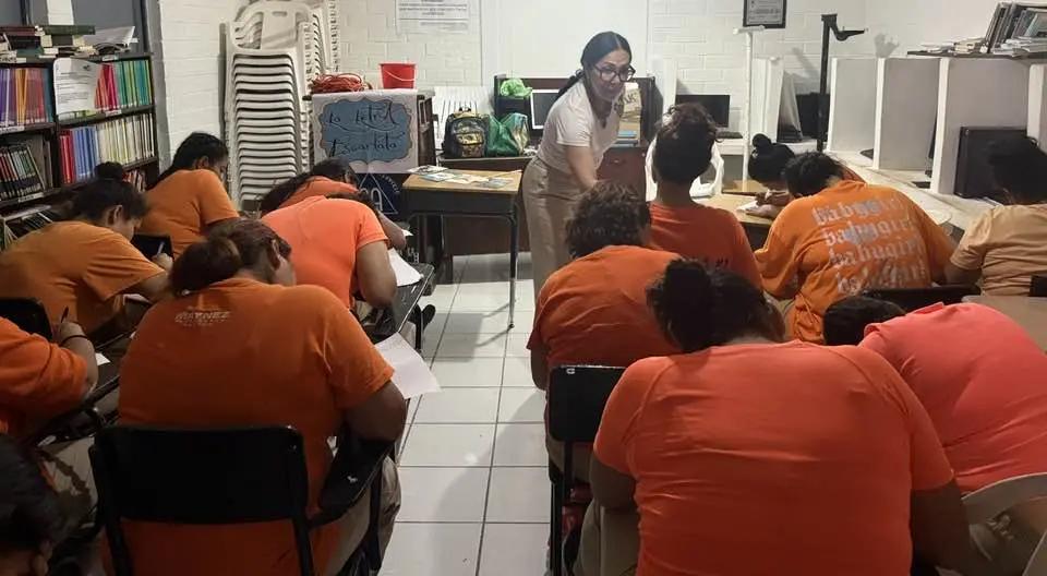 Busca activista Mara Romero mejorar ambiente comunitario en Cereso