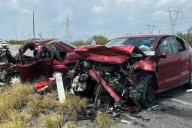 Fallecen tres tras choque frontal en la Monclova–Monterrey; dos más resultan lesionados
